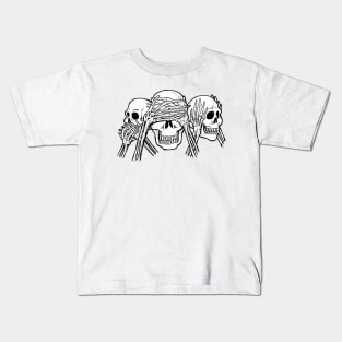 three wise skull head Kids T-Shirt